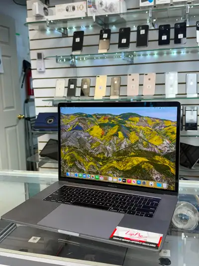 Apple Macbook Pro Touchbar i7 16 GB 500gb, View more