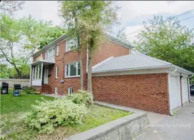 ALL UTILITIES INCLUDED! LIVE IN THE PRESTIGIOUS KINGSWAY - OLD OAK SUITES. Now Available, Bright and...