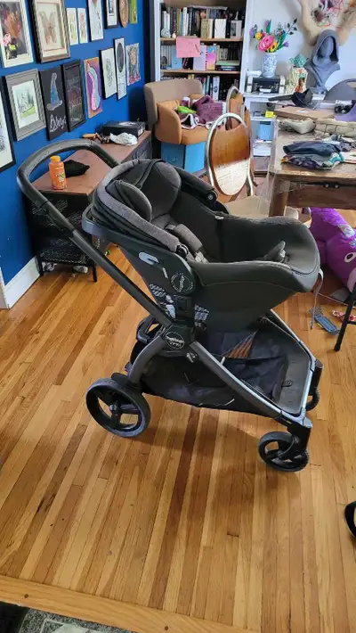 Peg Perego Ypsi Travel System (Stroller, Car Seat), View more