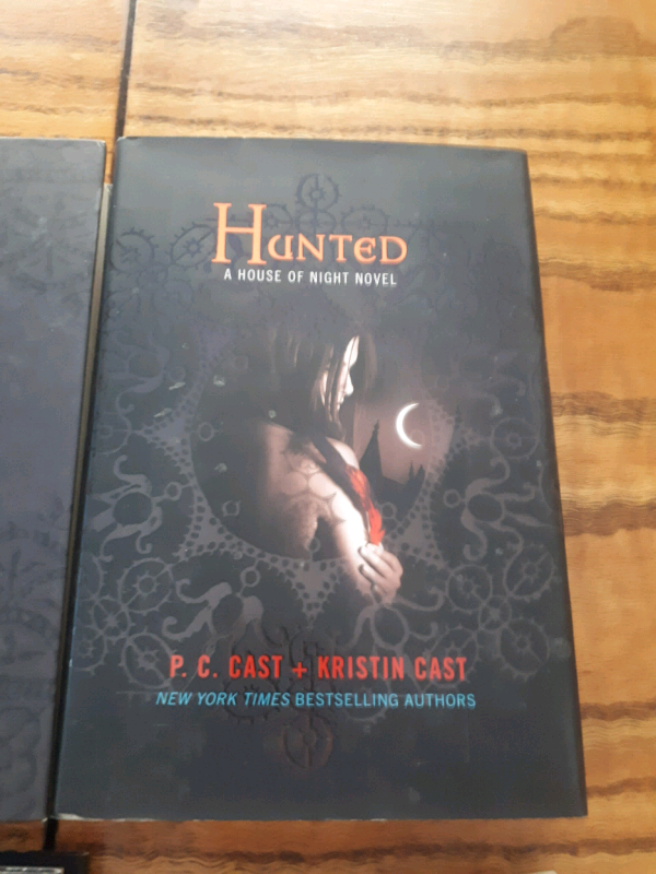 A House Of Night Novel Book Lot 5 By P.C. Cast & Kristin Cast in Fiction in Oakville / Halton Region - Image 8