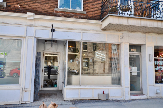 À saisir commerce de  patisseries tout équipé  au village dans Espaces commerciaux et bureaux à louer  à Ville de Montréal