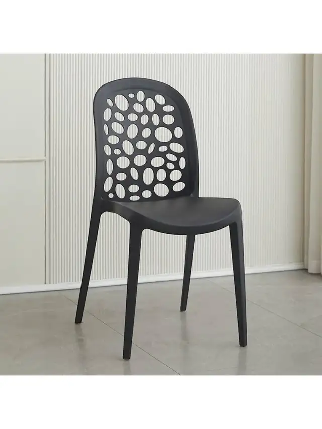 Brand new Restaurant/Café Stackable Dining Chairs in Chairs & Recliners in Markham / York Region - Image 4