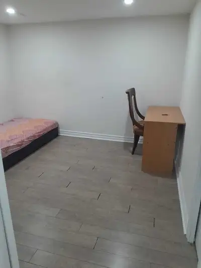 Private room Scarborough for working professionals ...house is currently occupied by working indian...