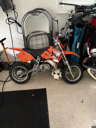 Runs Mint. No issues. Starts on first kick