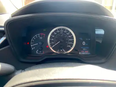 Toyota Corolla LE 1.8 for sale! Year - 2021 First owner! Active status! Only 65,000 km original mile...
