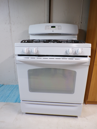 30 in.GE SELF CLEANING GAS OVEN/ RANGE, View more