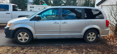 2012 Dodge Grand Caravan van for sale - Reliable