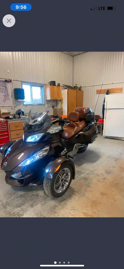 2012 Spyder 30,000 kms in great condition, just added driver Spyder floorboards $ 600 Asking $ 12,50...