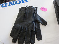 Clearance Ladies Leather Motorcycle Gloves $10 - Re-Gear Oshawa