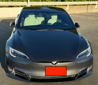 Tesla Model S 75D free charging