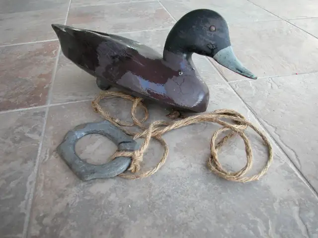 Charles Perdue 'Crow Call' (Also, 8 Black Duck "Working" Decoys) in Fishing, Camping & Outdoors in Ottawa - Image 4