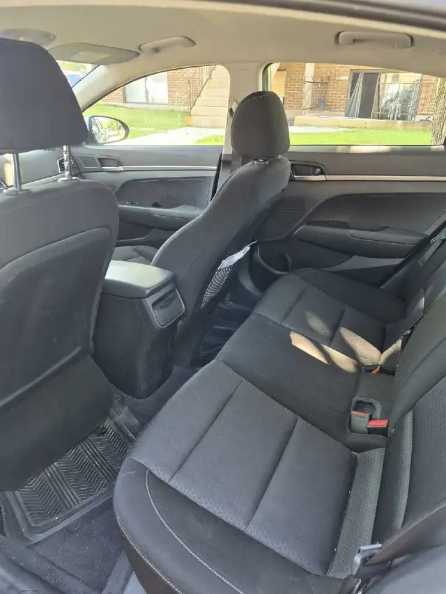 Hyundai Elantra 2017535271580244398081