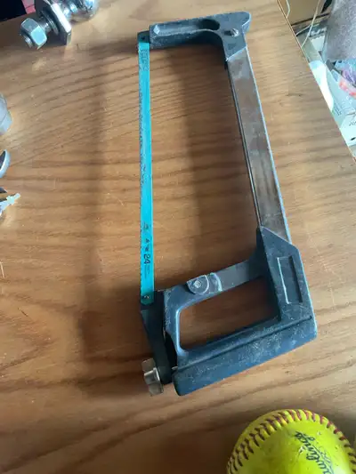 12 inch hacksaw no name brand on it, View more