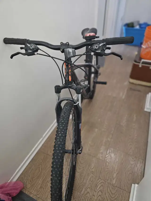 GT Aggressor Mountain Bike in Mountain in Kitchener / Waterloo - Image 2