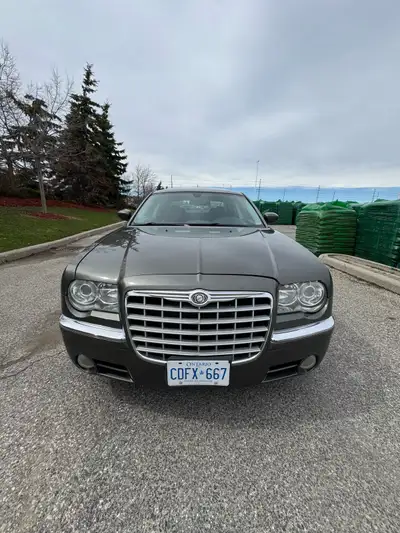 I am selling my 2006 Chrysler 300 with a V6 engine, 160,000km and rising as it’s my daily Jan 26 new...