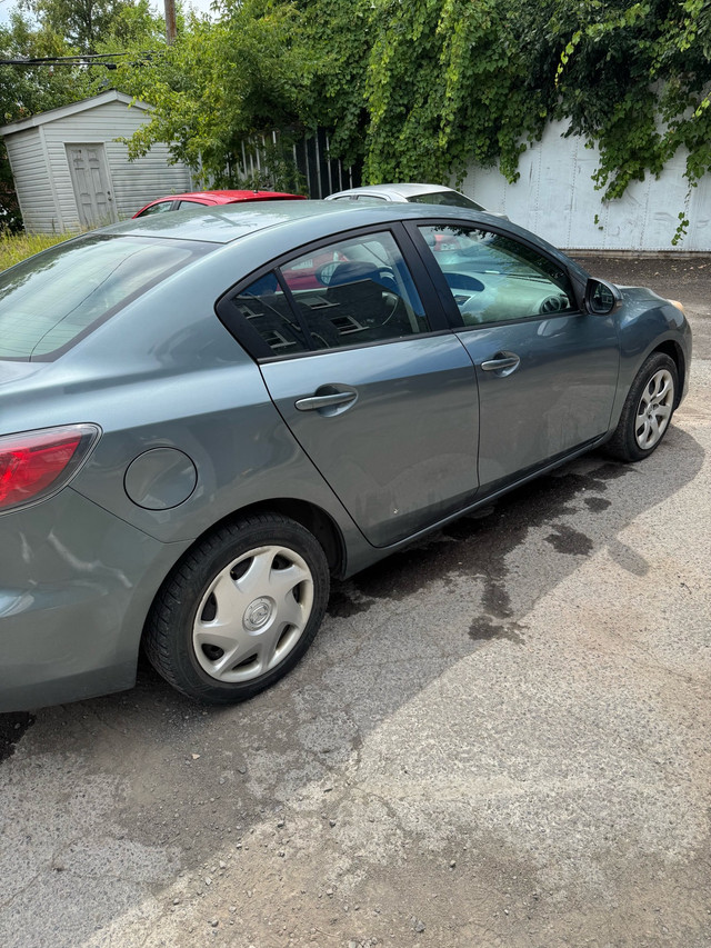 Mazda Mazda 3 in Cars & Trucks in Ottawa - Image 4