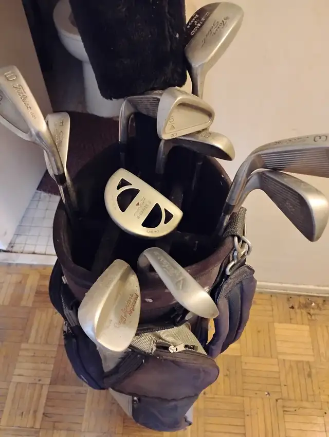 Men's Titleist Right Handed Golf Clubs in Golf in City of Toronto - Image 6