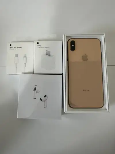 iPhone XS MAX 256GB + AirPods Package Delivery Available Features: IMEI Clean / Not Blacklisted Full...