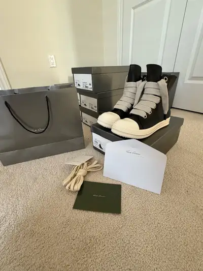 Brand new Rick Owen’s high tops, sizes 7,8,9,10,11,12 all in hand ready for pick up I have 2 styles...