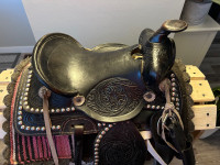 12” Western Rawhide kids saddle & like new saddle pad 