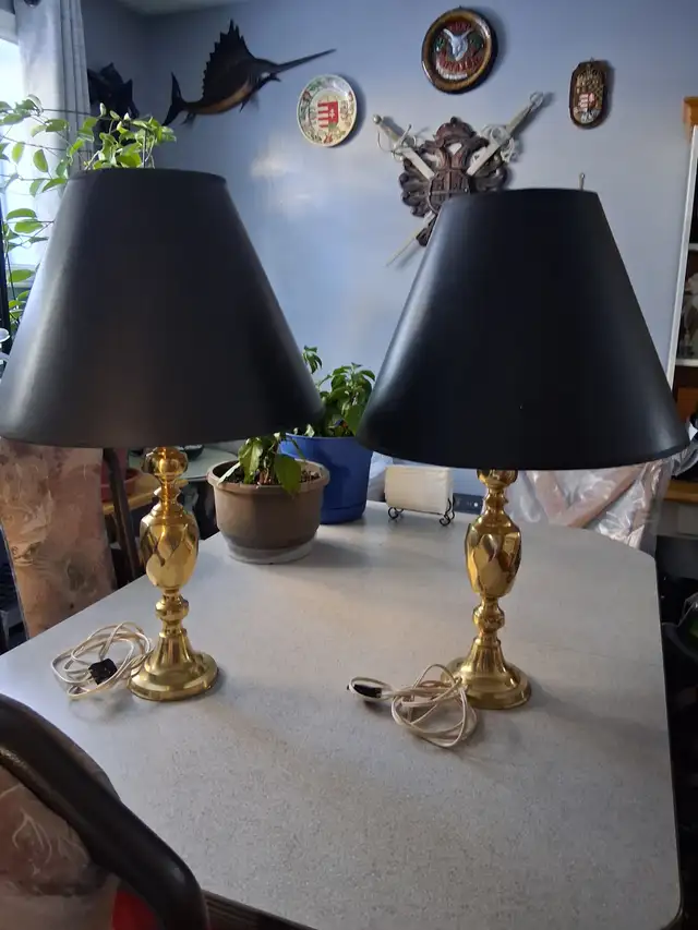 Table lamps in Indoor Lighting & Fans in Ottawa - Image 2