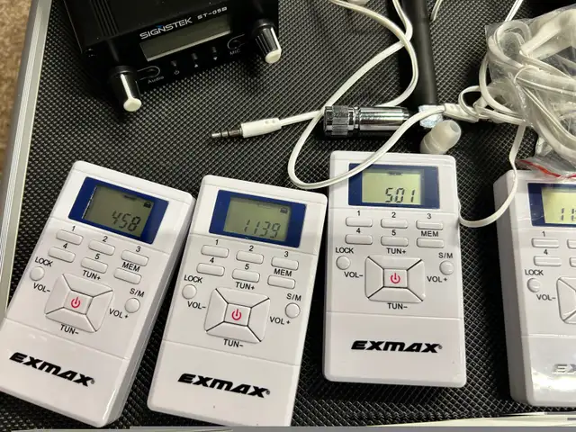 Basic single channel in ear monitor in Pro Audio & Recording Equipment in London - Image 4