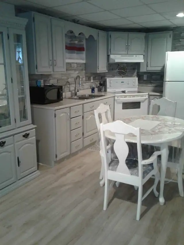 One Bedroom Basement Apartment Fully Furnished63735893892865121
