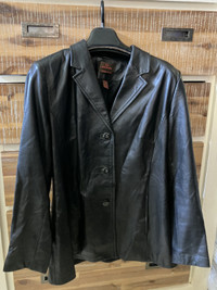 Ladies Black Leather jacket (Blazer style)