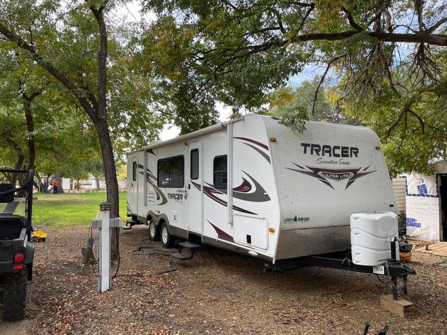 2012 Tracer Ultra Lite 2900BHS in Travel Trailers & Campers in Moose Jaw