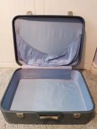 Vintage luggage briefcase 