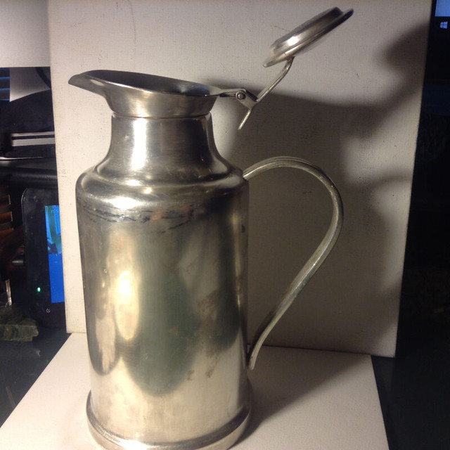 Old Christofle Silver Plated 34oz Thermos Teapot Coffee Pot in Arts & Collectibles in Vancouver - Image 4