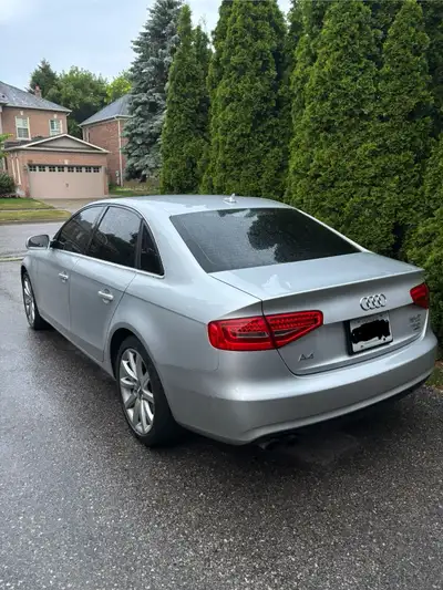 Komfort trim (147k km) Very well maintained; 91 gas put in consistently and oil changes done every 8...