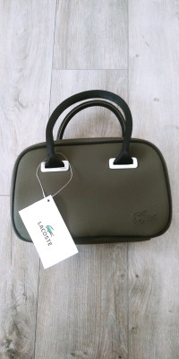 Lacoste Classic II 17 Handbag