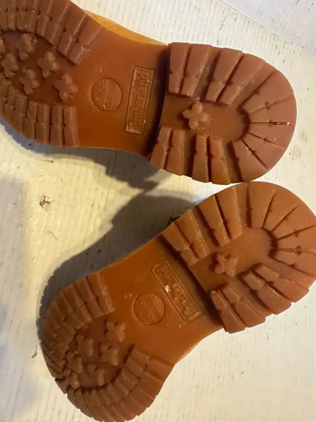 Timberland Boots in Men's Shoes in Mississauga / Peel Region - Image 5