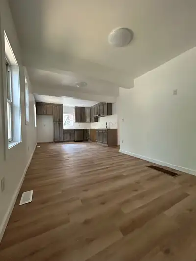 Beautifully renovated 6 bed student home available may 1st All utilities included heat/water/electri...