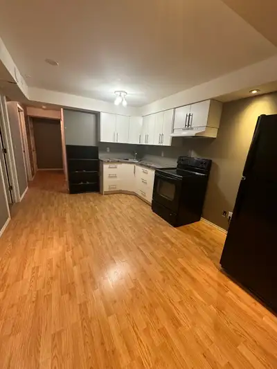 Welcome to this cozy private room in a 2-bedroom basement for rent in Silverado, SW. This unit featu...