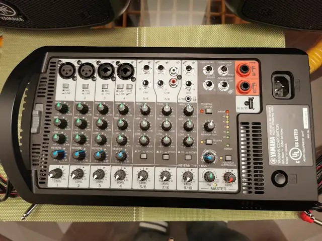 Yamaha StagePas 600i in Pro Audio & Recording Equipment in Calgary - Image 3