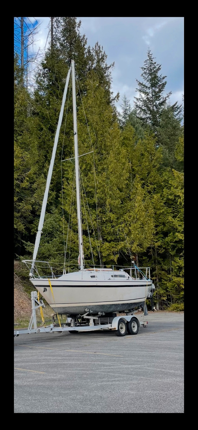sailboat 1983 US25  in Sailboats in Kamloops - Image 2