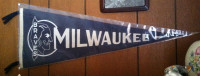 Vintage 1950s MILWAUKEE BRAVES 30" Felt PENNANT