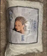 Water pillow *brand new/never used*