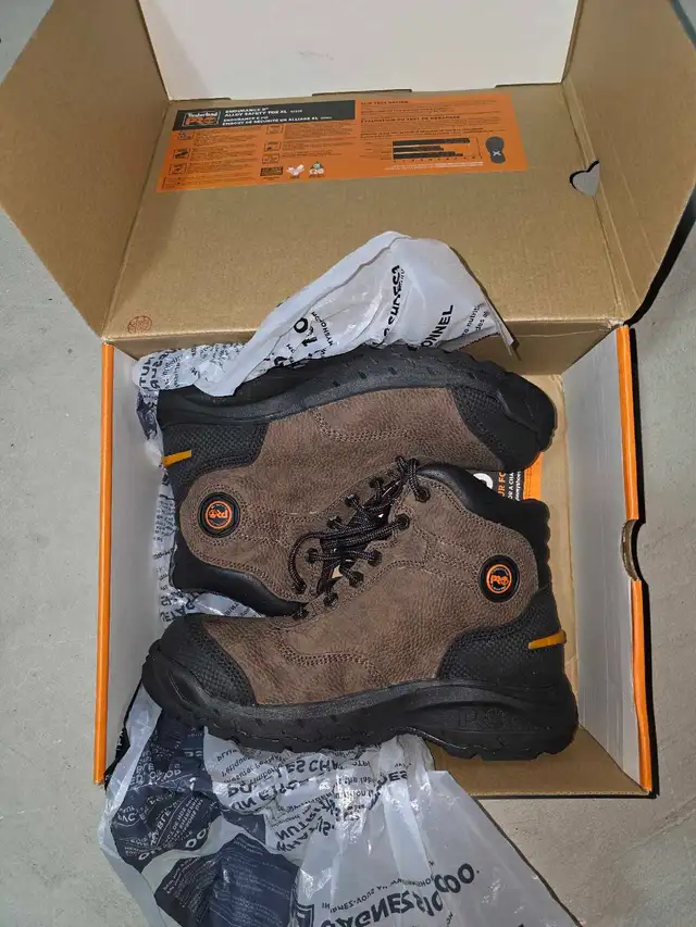 Timberland PRO Work Boots. Size 7 in Men's Shoes in Markham / York Region - Image 2