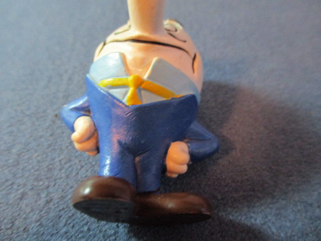 RARE SCHLEICH HUMPTY DUMPTY RUBBER FIGURE-APOLLO FILM-VINTAGE! dans Art et objets de collection  à Laval/Rive Nord - Image 3