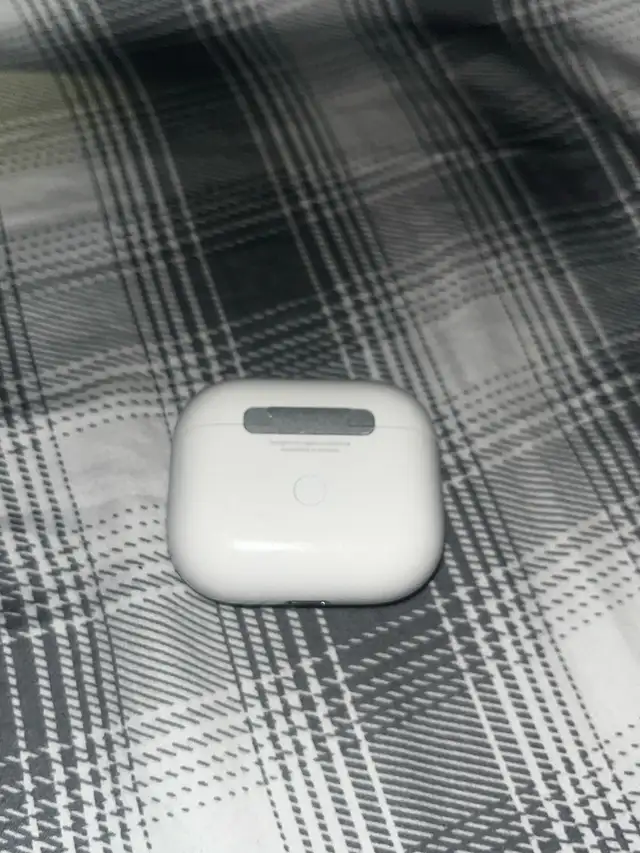 airpods 3 in Headphones in Lethbridge - Image 5