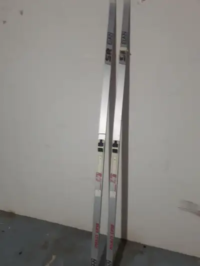 ELAN X COUNTRY SKIS 200CM, View more
