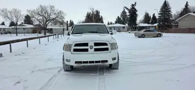 2012 Dodge Ram 1500 Quad Cab – 5.7 HEMI Approx. 269,000 km on body. Engine swap done — all proof, re...