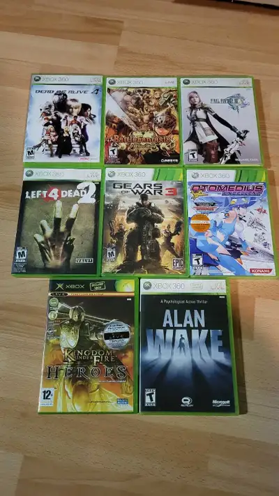 Je vends une collection de jeux Xbox 360 usagés, incluant des titres populaires comme Dead or Alive...