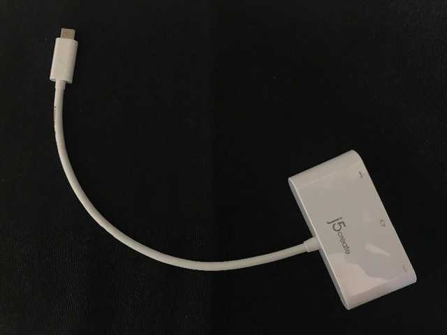 j5create USB-C to VGA & USB 3.0 with Power Delivery Model No. JC in iPads & Tablets in Saskatoon