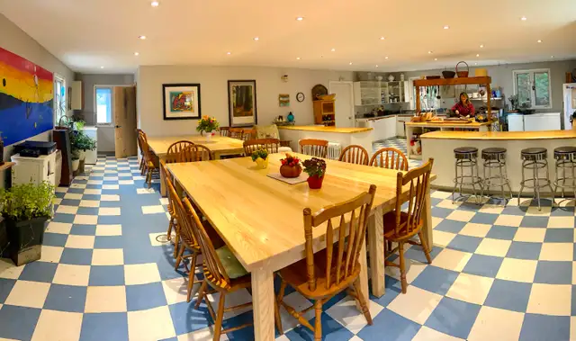 LODGE AND COTTAGES -RESERVE YOUR SUMMER STAY, NOW ! in Ontario in Canada - Image 5