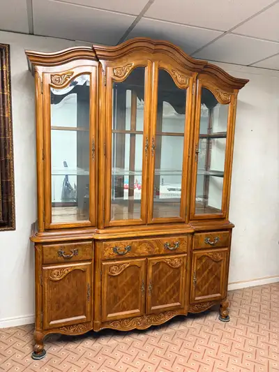 Maple Hutch and chairs, View more