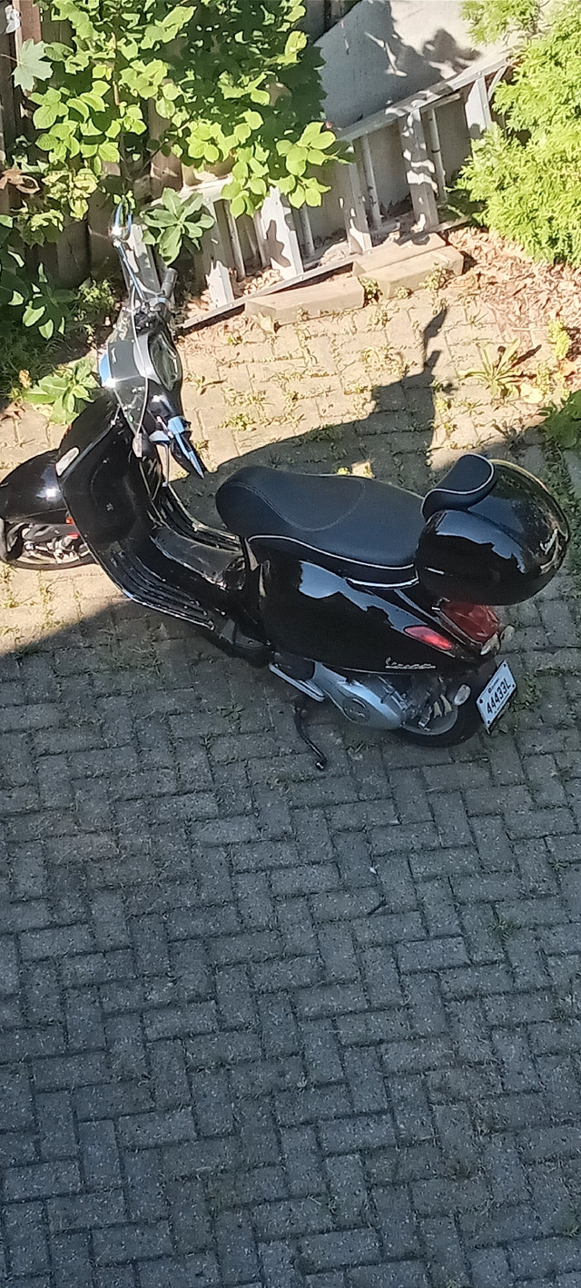 Vespa Sprin 2015 dans Scooters et minimotos  à Longueuil/Rive Sud - Image 2